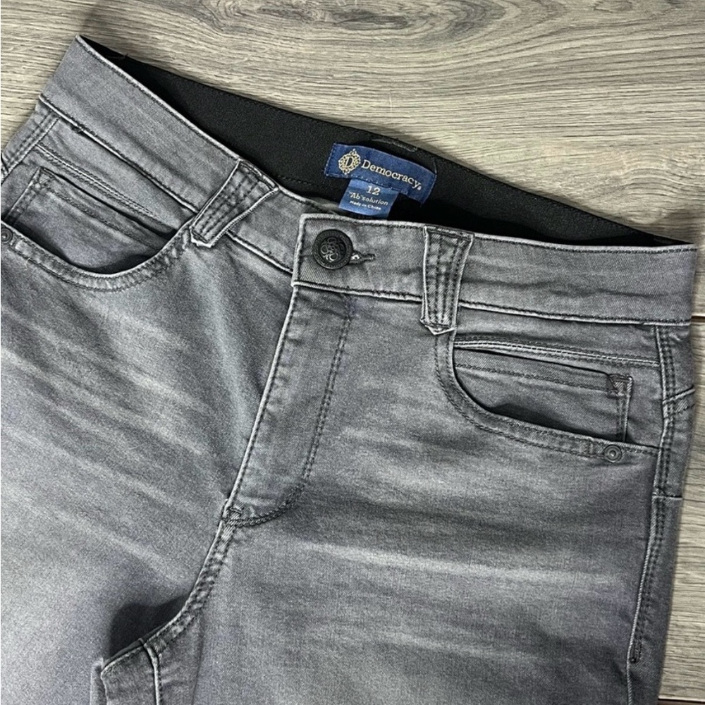 Democracy Grey Straight Leg Jeans Size 10-READ - Picture 6 of 8